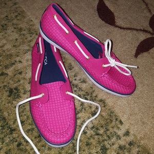 Nautica *hot pink* Boat Shoe 7.5 NWOT